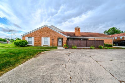 /international/us/1411-williamsburg-court-fairborn-oh-110101221163/