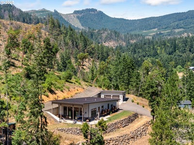 /international/us/5795-hubbard-creek-rd-umpqua-or-110100755621/?lang=en