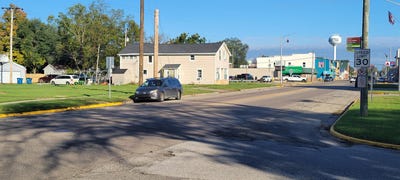 /international/us/134-s-main-street-lawton-mi-110100022103/