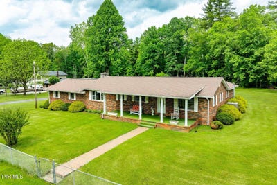 /international/us/1867-gentry-creek-road-laurel-bloomery-tn-110099665518/