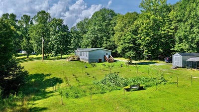 /international/us/5144-judson-rd-alderson-wv-110101359854/
