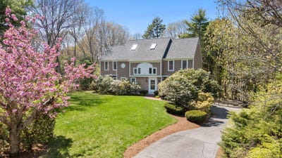 /international/us/24-winding-way-plymouth-ma-110108173715/