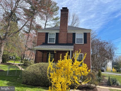 /international/us/2924-marshall-street-falls-church-va-110108665338/