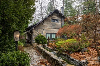 /international/us/15-chestnut-street-tryon-nc-110104882797/