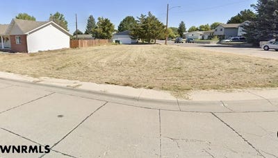 /international/us/717-evergreen-st-kimball-ne-110102169233/