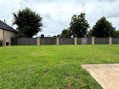 /international/us/1722-huntington-avenue-nichols-hills-ok-110100619418/