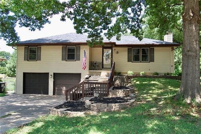 /international/us/407-hithergreen-drive-lansing-ks-110100777082/