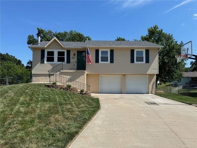 /international/us/808-britany-drive-warrensburg-mo-110100834781/