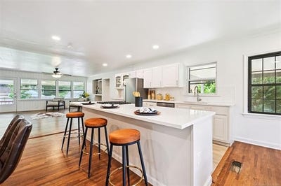 /international/us/3006-e-21st-street-tulsa-ok-110097512728/