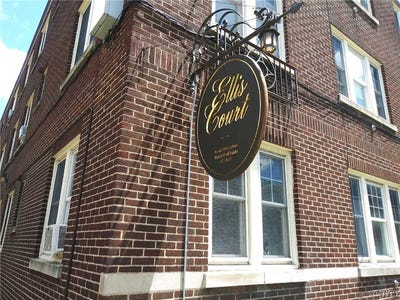 /international/us/2600-james-street-syracuse-ny-110105331774/