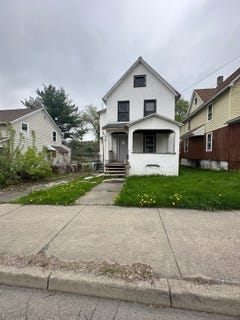 /international/us/105-oak-hill-ave-endicott-ny-110108063066/