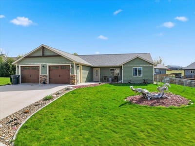 /international/us/2120-sierra-drive-belle-fourche-sd-110107656495/