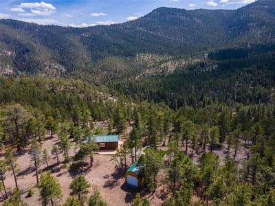 /international/us/1300-rogers-creek-road-wolf-creek-mt-110107964899/