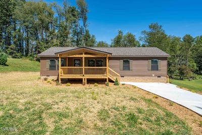 /international/us/300-cedar-street-mountain-city-tn-110102077642/