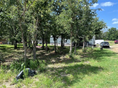 /international/us/108-live-oak-path-somerville-tx-110109086265/