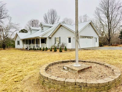/international/us/264-woodruff-lane-beech-creek-ky-110104907166/