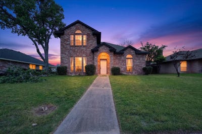 /international/us/1325-rosewood-lane-lancaster-tx-110107911300/