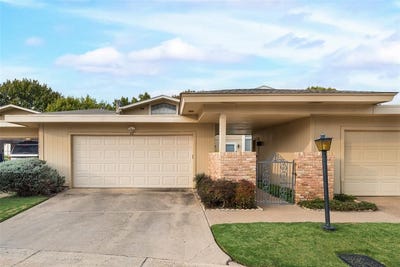 /international/us/61-one-main-place-benbrook-tx-110103723356/