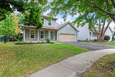/international/us/912-matthew-court-naperville-il-110120065931/