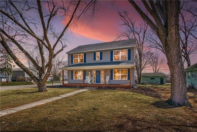 /international/us/4424-adair-avenue-n-crystal-mn-110107354689/
