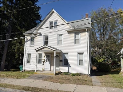 /international/us/128-centre-street-east-stroudsburg-pa-110120562867/