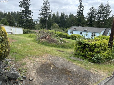 /international/us/w-15th-st-coquille-or-110108408896/