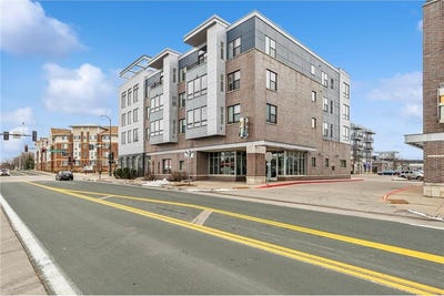 /international/us/7600-lyndale-avenue-s-richfield-mn-110098486974/?lang=en