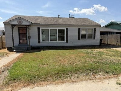 /international/us/813-cedar-street-trumann-ar-110120038149/