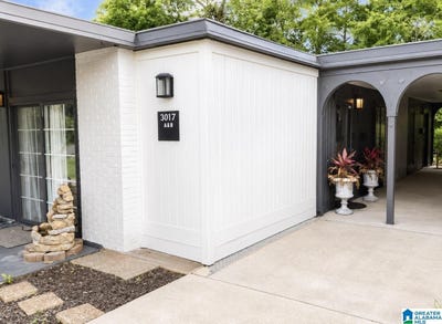 /international/us/3017-massey-road-vestavia-hills-al-110108934550/