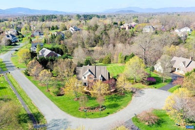 /international/us/820-carlyle-pl-charlottesville-va-110107730253/