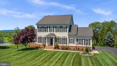 /international/us/18585-montague-place-purcellville-va-110108480507/