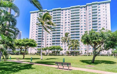 /international/us/3009-ala-makahala-place-honolulu-hi-110101219050/?lang=de
