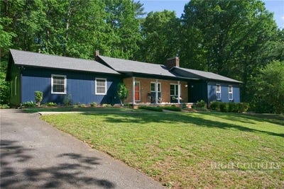 /international/us/216-eastwood-park-drive-lenoir-nc-110108417359/