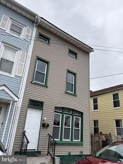 /international/us/254-washington-street-hamburg-pa-110106479886/