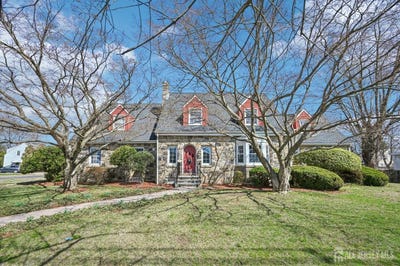 /international/us/644-parkway-avenue-ewing-nj-110108143314/