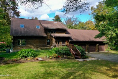 /international/us/50-hovey-road-greenfield-center-ny-110120148982/