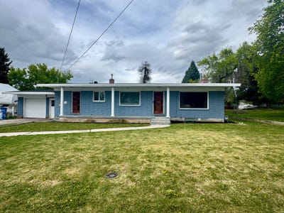 /international/us/165-e-100-s-smithfield-ut-110107385652/