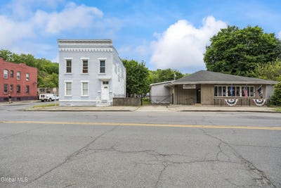 /international/us/171-hill-street-troy-ny-110108385594/