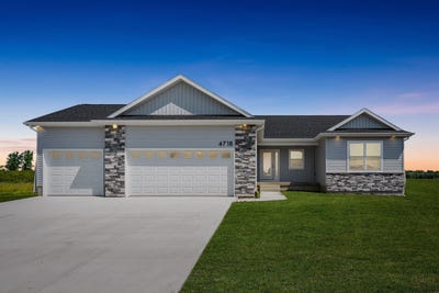 /international/us/4718-wild-horse-drive-cedar-falls-ia-110097327050/?lang=de