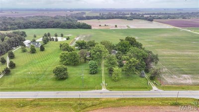 /international/us/7026-route-111-piasa-il-110100156960/