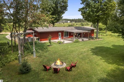 /international/us/21051-read-road-copemish-mi-110100806809/