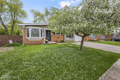 /international/us/3914-edgeland-avenue-royal-oak-mi-110108915147/