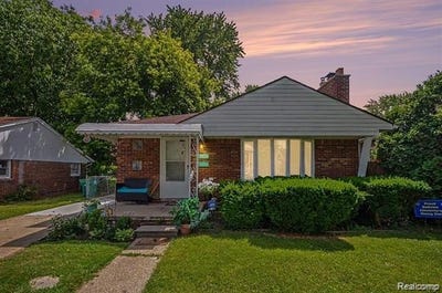 /international/us/23116-beechwood-avenue-eastpointe-mi-110110351817/