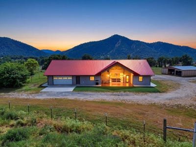 /international/us/39348-dunlap-road-dunlap-ca-110107304219/