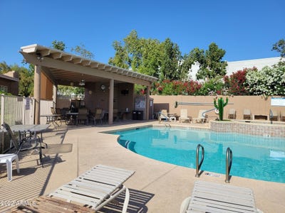 /international/us/6001-e-southern-avenue-mesa-az-110088341170/