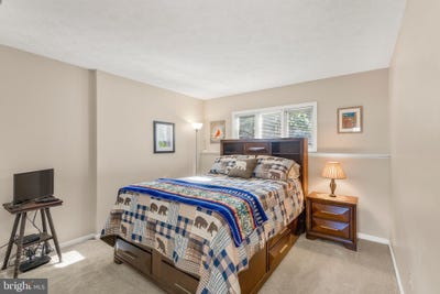 /international/us/752-laurelwood-roseland-va-110098383685/