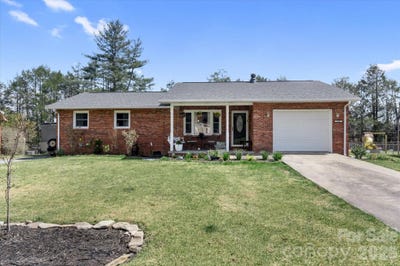 /international/us/180-fisher-road-brevard-nc-110107165001/