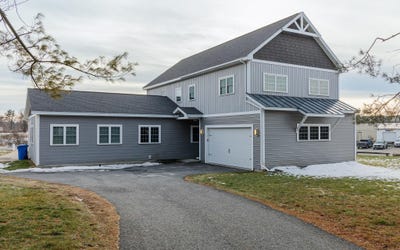 /international/us/60-dearborn-circle-walpole-nh-110107957473/