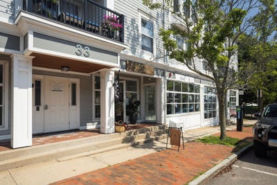 /international/us/33-deer-street-portsmouth-nh-110101124385/?lang=zh-tw