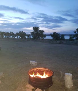 /international/us/7-shoreline-drive-brule-ne-110100304850/